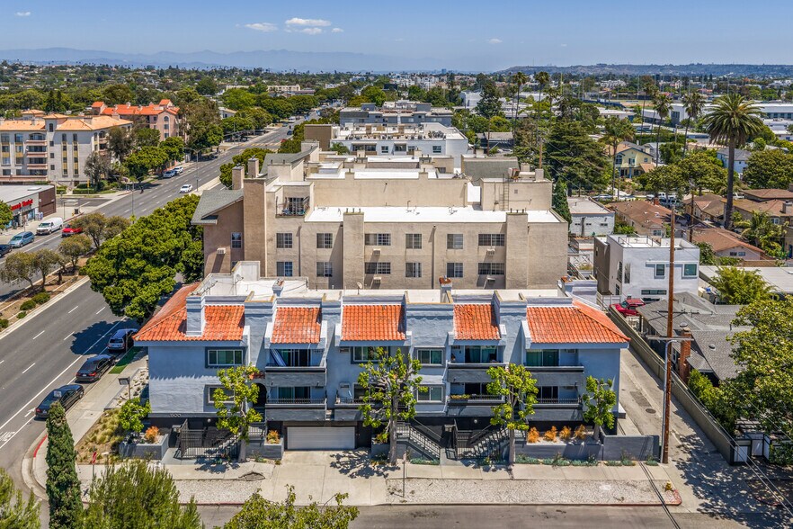 More Photos Of 1500 Venice Blvd, Venice Apartments For Sale