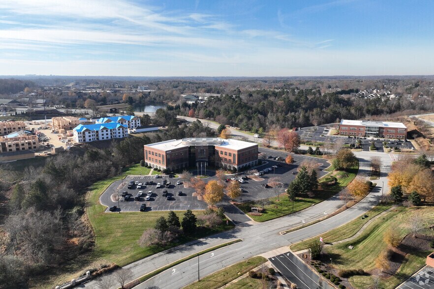 More Photos Of 3980 Premier Dr, High Point Coworking Space