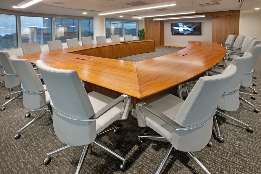 More Photos Of 6303 Ivy Ln, Greenbelt Office For Lease