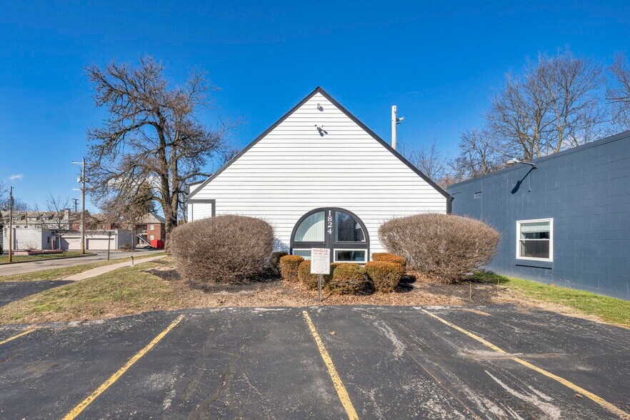 More Photos Of 1824 E Broad St, Columbus Office Residential For Lease