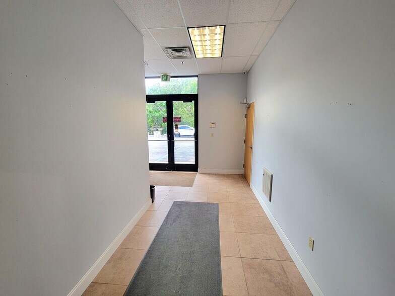 More Photos Of 8365 Wicker Ave, Saint John Department Store For Sale