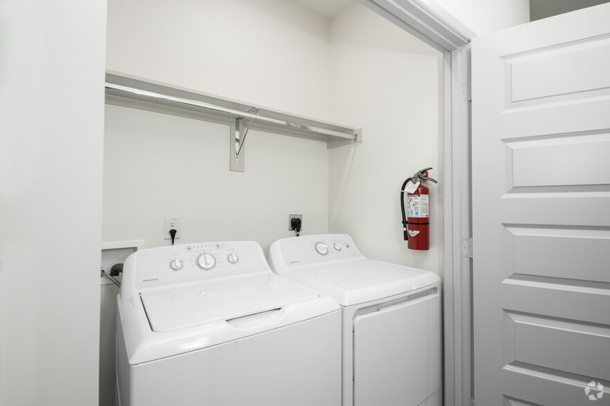 More Photos Of 1802 N Sugar Rd, Edinburg Apartments For Sale