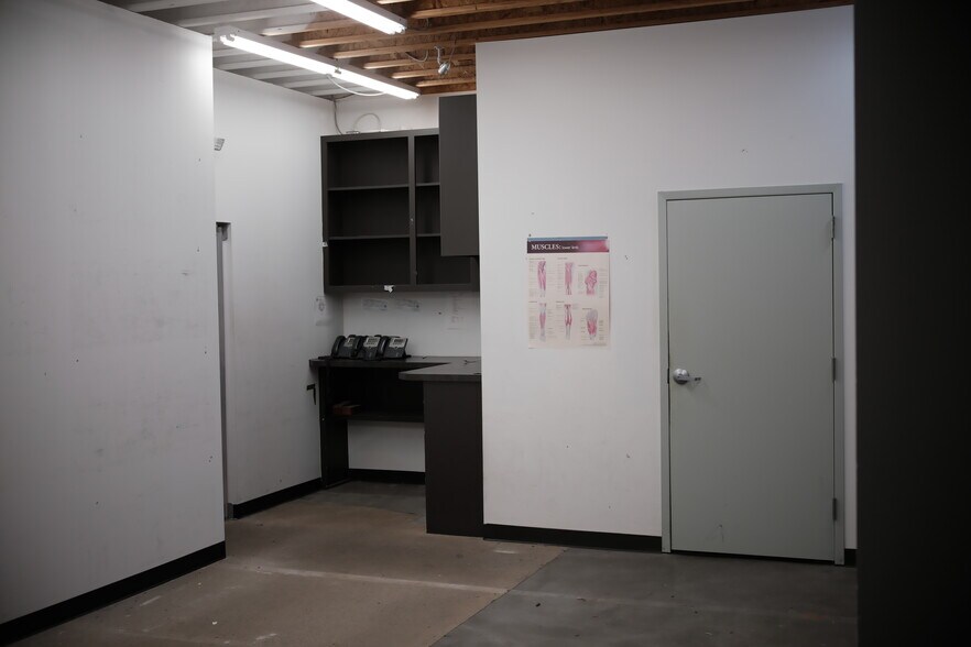 More Photos Of 416-420 E 2nd St, Tulsa Storefront Retail Office For Lease