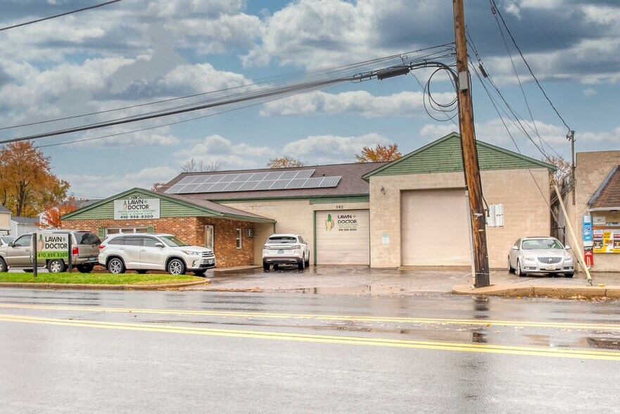 More Photos Of 192 Mayo Rd, Edgewater Light Manufacturing For Sale