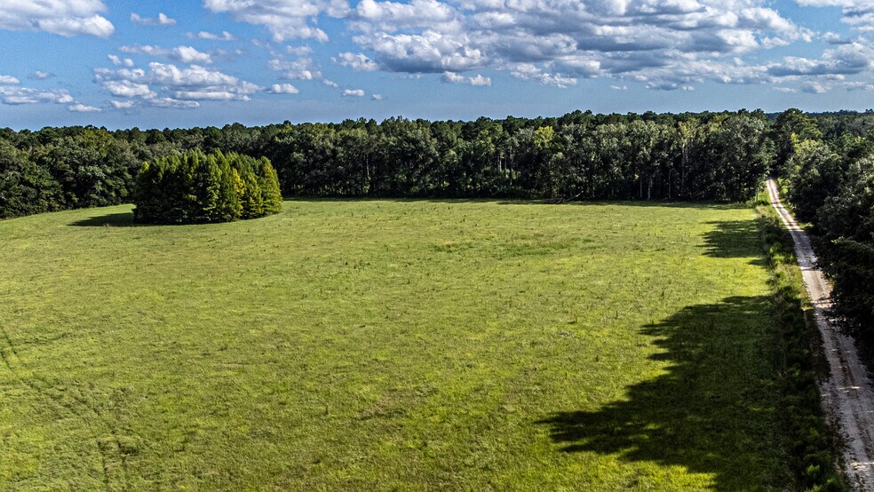 More Photos Of Tuten Road, Round O Land For Sale