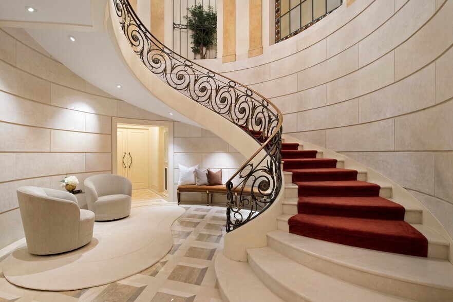 More Photos Of 349 W 86th St, New York Office Residential For Sale