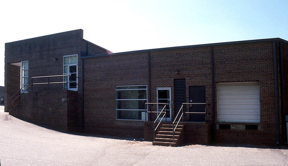 More Photos Of 4732 Lebanon Rd, Mint Hill Light Distribution For Sale