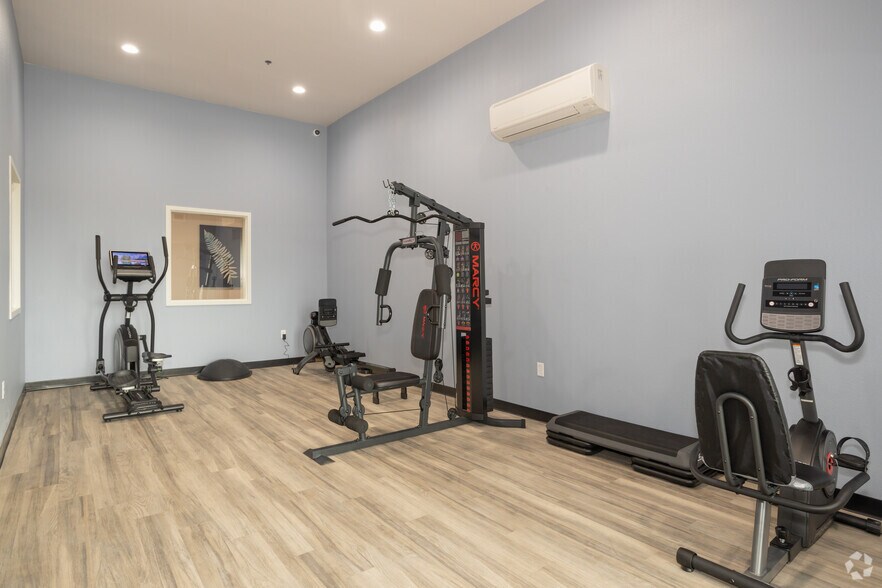 More Photos Of 1990 Belgium Ave, Chico Apartments For Lease