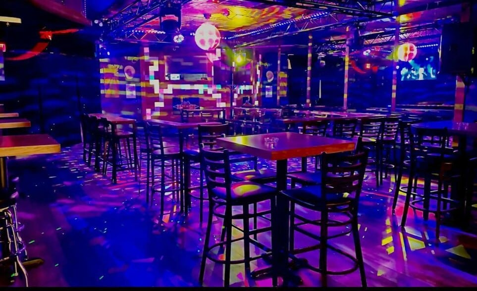 More Photos Of 953 E Sahara Ave, Las Vegas Storefront For Sale