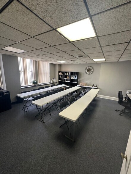 More Photos Of 3030 Euclid Ave, Cleveland Office Residential For Lease