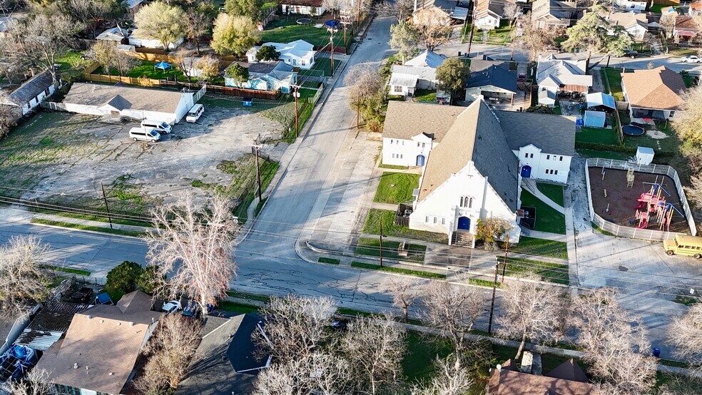 More Photos Of 507 E Mayfield Blvd, San Antonio Religious Facility For Sale