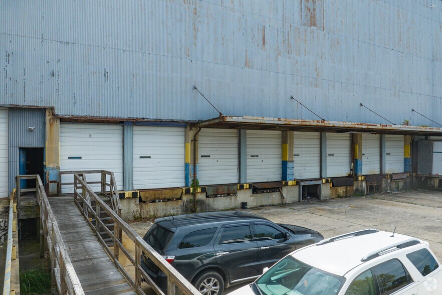 More Photos Of 540 N Laurel St, Bridgeton Warehouse For Lease