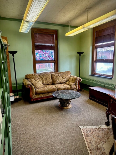 More Photos Of 501 Prospect St, Beloit Religious Facility For Lease