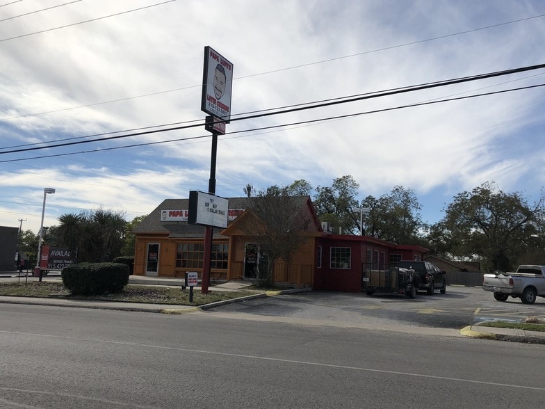 More Photos Of 4219 Fredericksburg Rd, San Antonio Storefront Retail Office For Sale