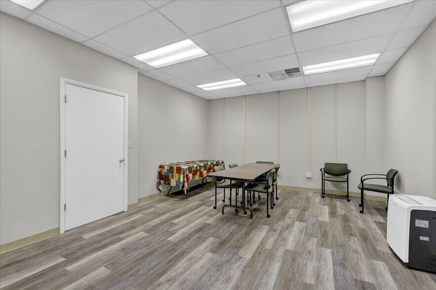 More Photos Of 5118 Innovation Way, Chambersburg Warehouse For Lease