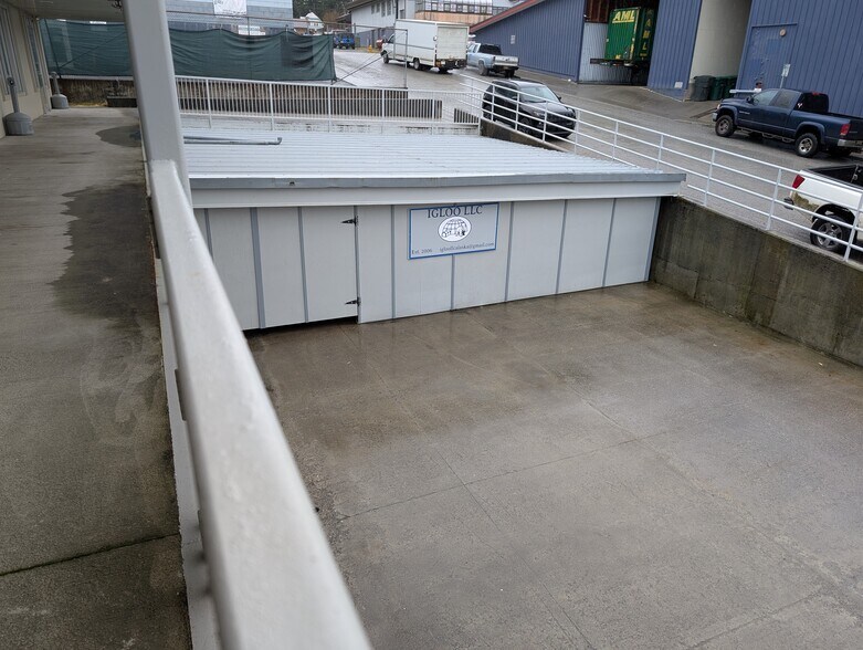 More Photos Of 306 Nordic dr, Petersburg Freestanding For Sale