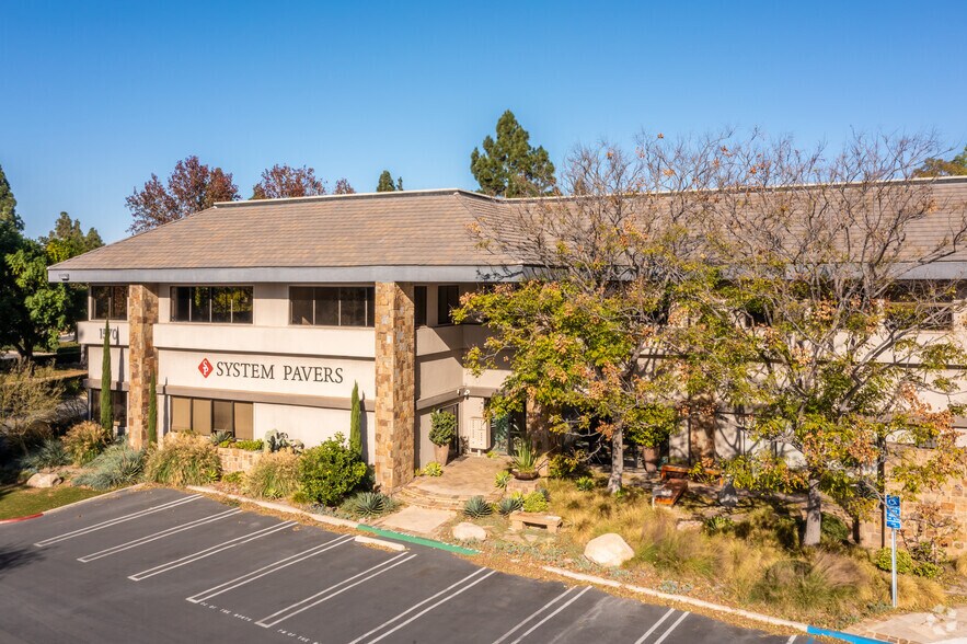 More Photos Of 1570 Brookhollow Dr, Santa Ana Medical For Lease