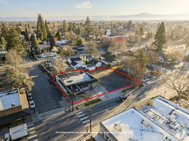 More Photos Of 205 E California St, Jacksonville General Retail For Sale