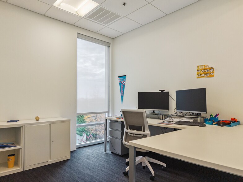 More Photos Of 2179 Edward Curd Ln, Franklin Loft Creative Space For Sale