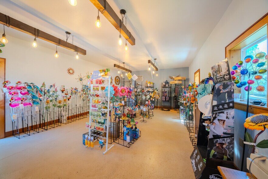 More Photos Of 420 Main St, New Munich General Retail For Sale