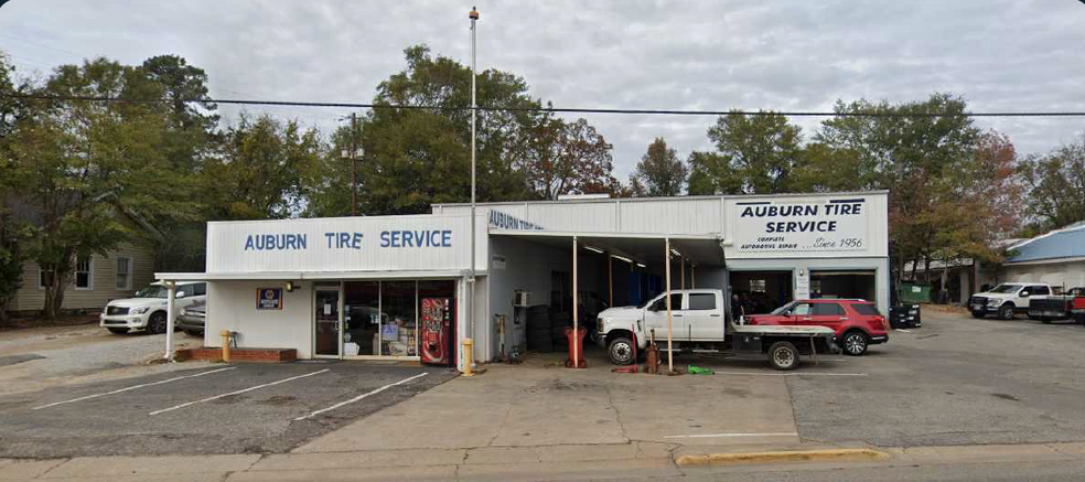 Primary Photo Of 459 Opelika Rd, Auburn Auto Repair For Sale