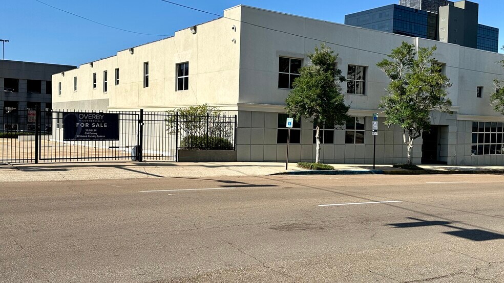 More Photos Of 277 E Pearl St, Jackson Office For Sale