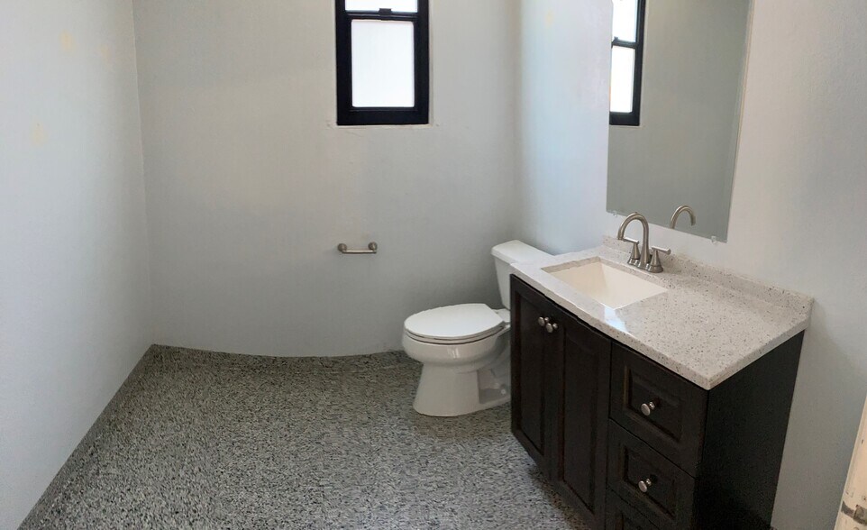 More Photos Of 1407-1409 N 10th St, San Jose Service For Lease