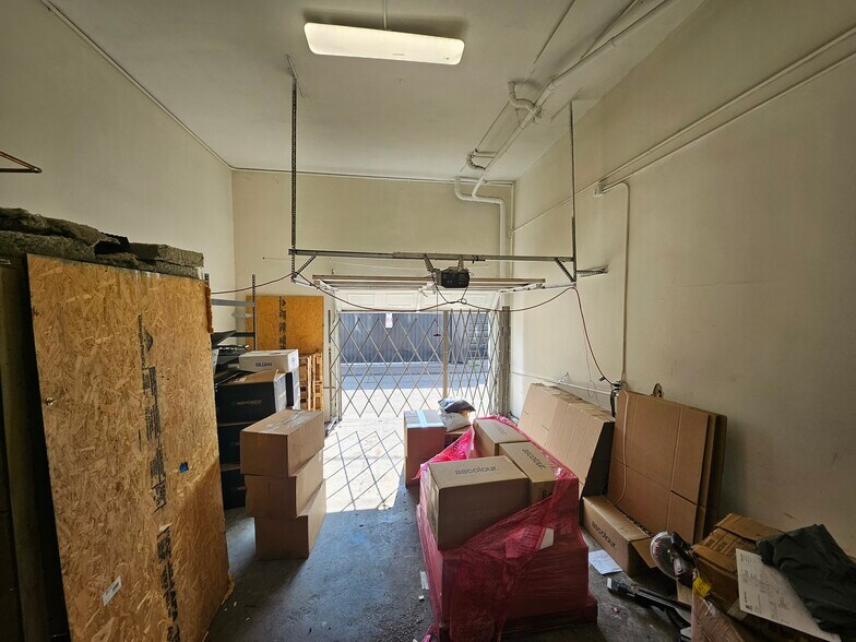 More Photos Of 6412 Whittier Blvd, East Los Angeles Storefront Retail Residential For Sale