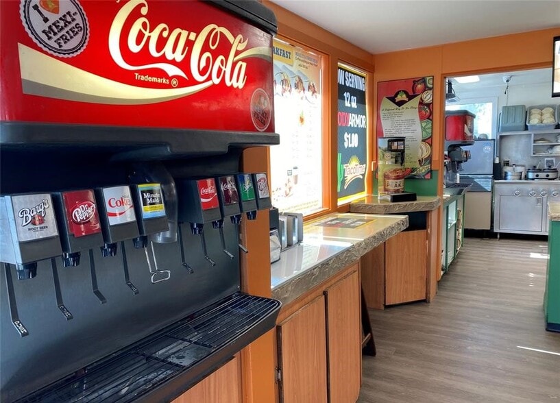 More Photos Of 421 E Commercial Ave, Anaconda Fast Food For Sale