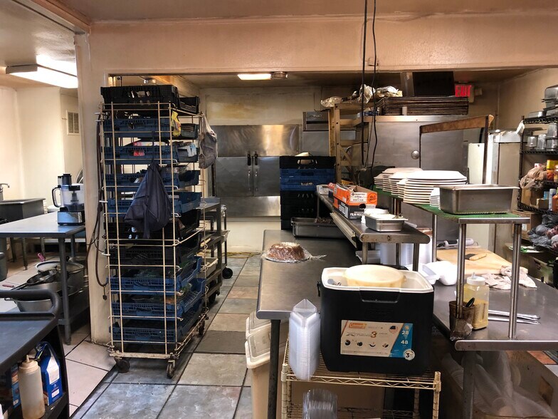 More Photos Of 5427 Broadway St, Galveston General Retail For Sale