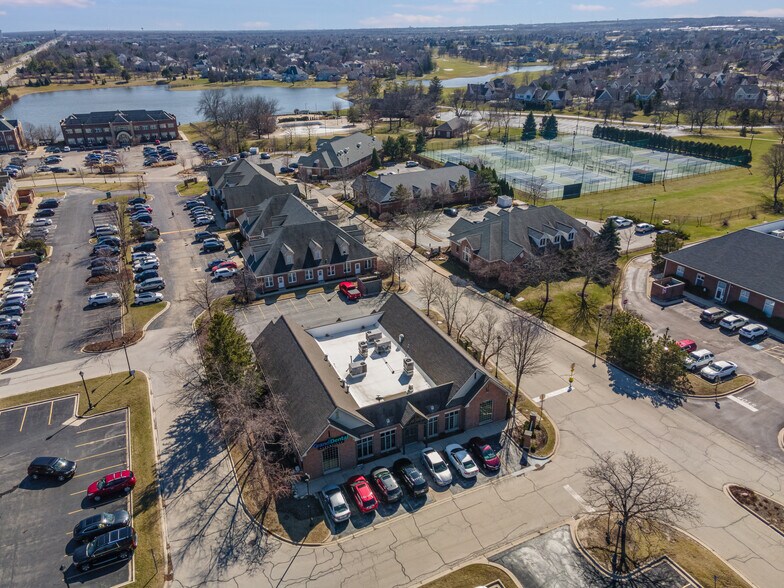 More Photos Of 4425 Montgomery Rd, Naperville Medical For Lease