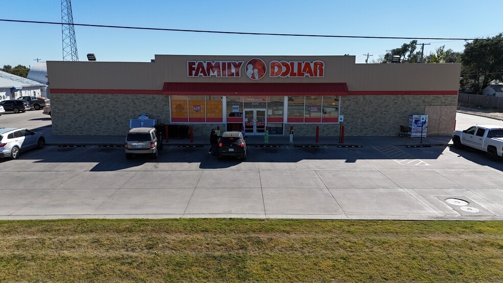 More Photos Of 305 E Oklahoma St, Ulysses Freestanding For Sale