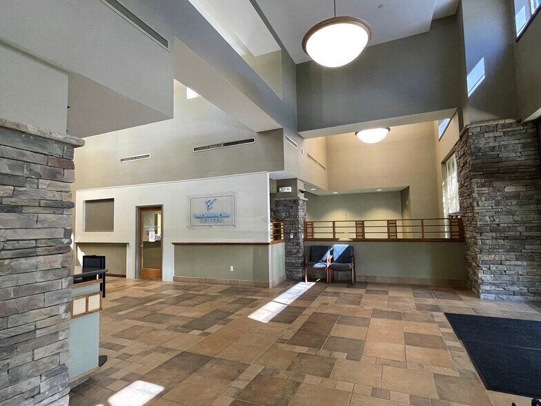 More Photos Of 13213 W 21st St N, Wichita Medical For Lease