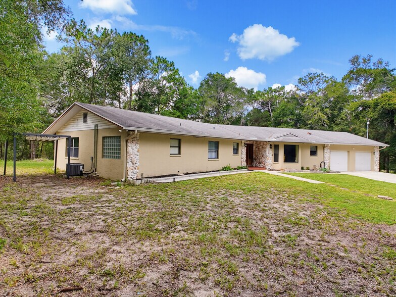 More Photos Of 26311 Willow St, Brooksville Specialty For Sale