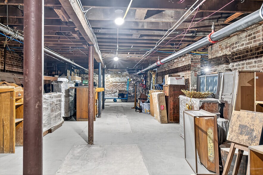 More Photos Of 17 W Front St, Keyport General Retail For Lease