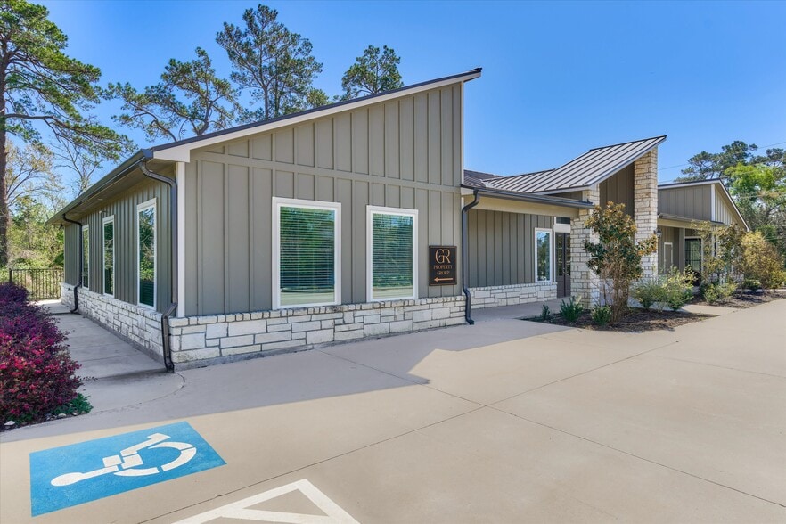 More Photos Of 1902 Longmire Road, Conroe Medical For Lease