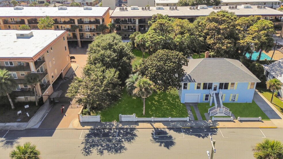 More Photos Of 15 15th St, Tybee Island Specialty For Sale