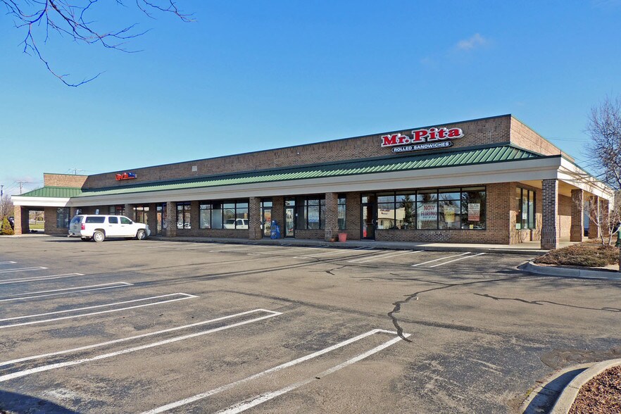 More Photos Of 1930-1988 N Opdyke Rd, Auburn Hills Storefront For Lease