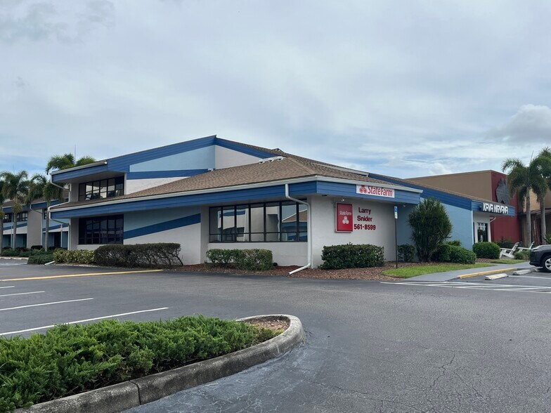 More Photos Of 12995 S Cleveland Ave, Fort Myers Unknown For Lease