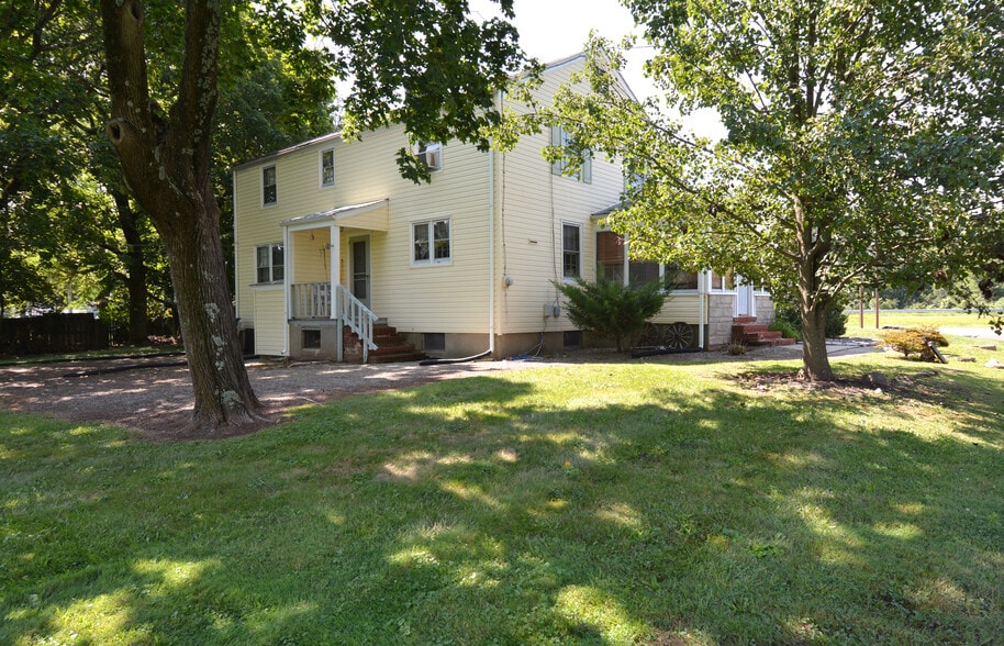 More Photos Of 470 Route 22 West, White House Station Auto Repair For Sale
