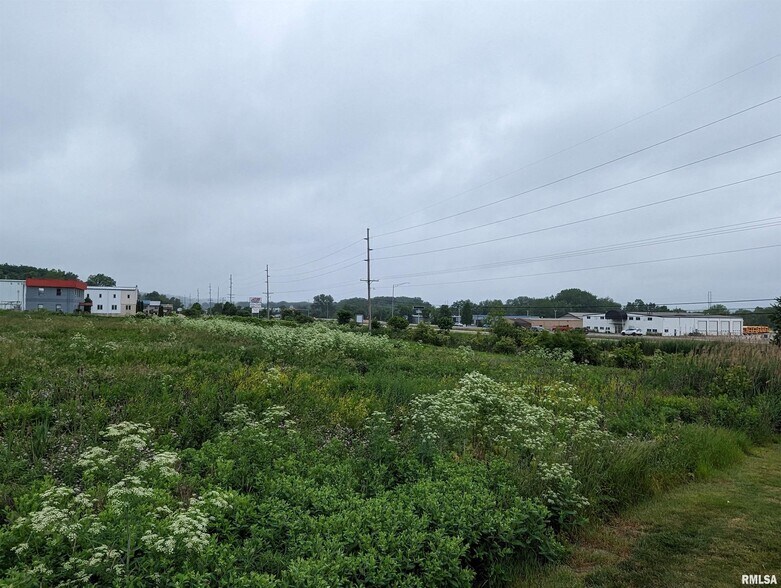 More Photos Of 3900 N Main St, East Peoria Land For Sale