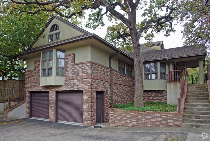 More Photos Of 1107 Edgewood Ave, Austin Office For Lease