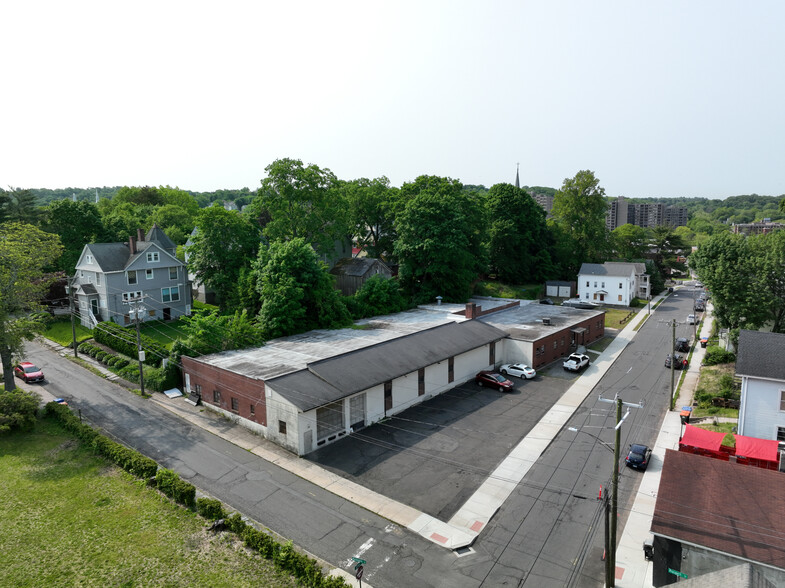 Primary Photo Of 141 Grove St, Meriden Manufacturing For Lease