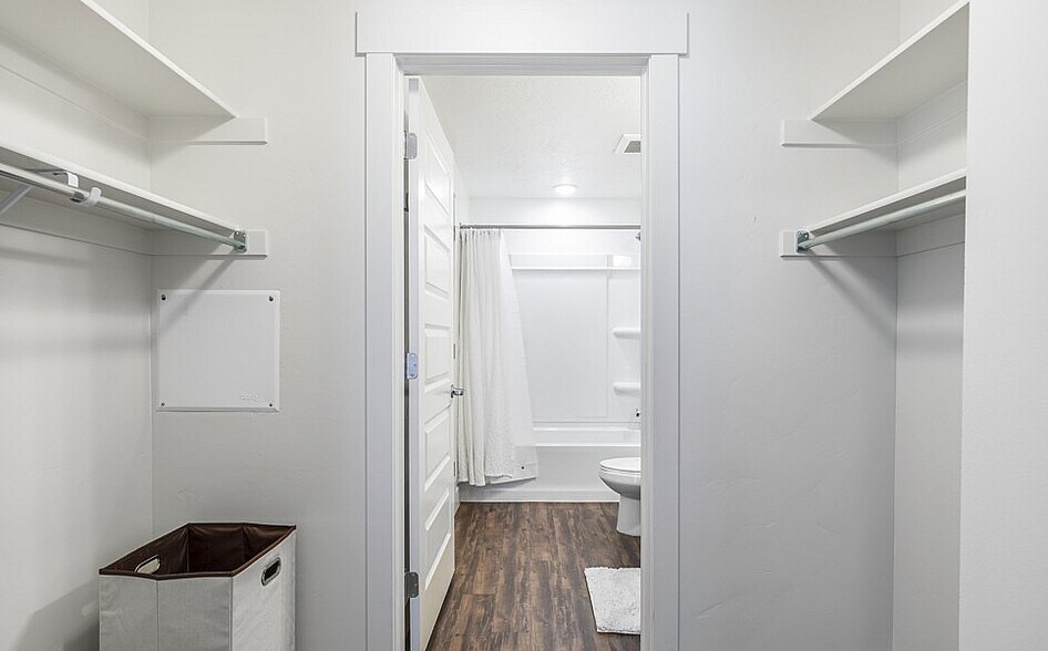 More Photos Of 196 W Vine St, Murray Apartments For Lease