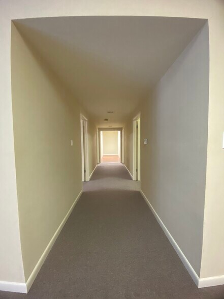 More Photos Of 333-335 Southfield Rd, Shreveport Freestanding For Sale