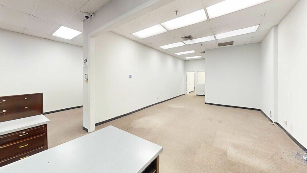 More Photos Of 1237 Broadway, Columbus Storefront For Sale