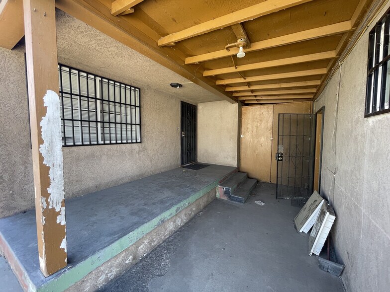 More Photos Of 1313 Brundage Ln, Bakersfield Office For Lease