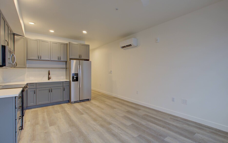 More Photos Of 1775 S Pearl St, Denver Apartments For Sale