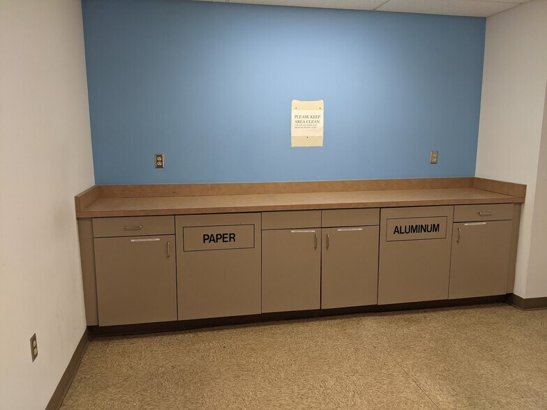 More Photos Of 184 Salem Ave, Dayton Office Residential For Lease