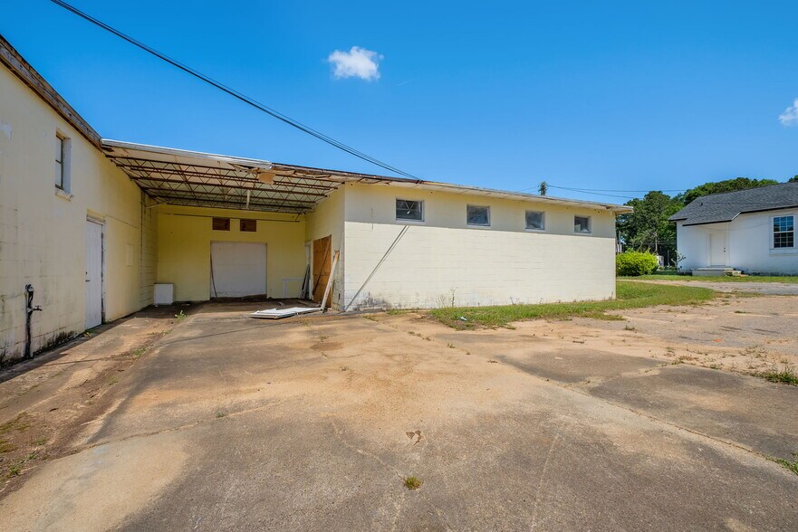 More Photos Of , Quincy Unknown For Sale
